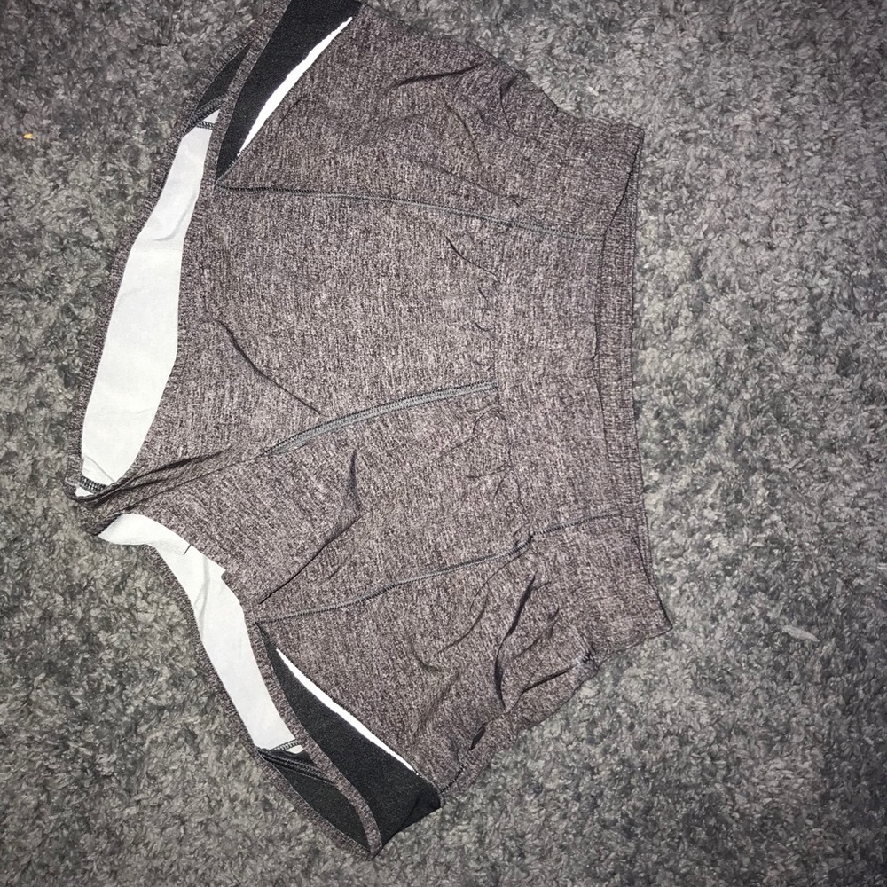 Lululemon Hotty Hot Short